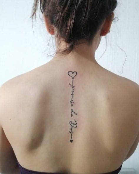 50 frases para tatuajes en la espalda que inspirarán tu identidad